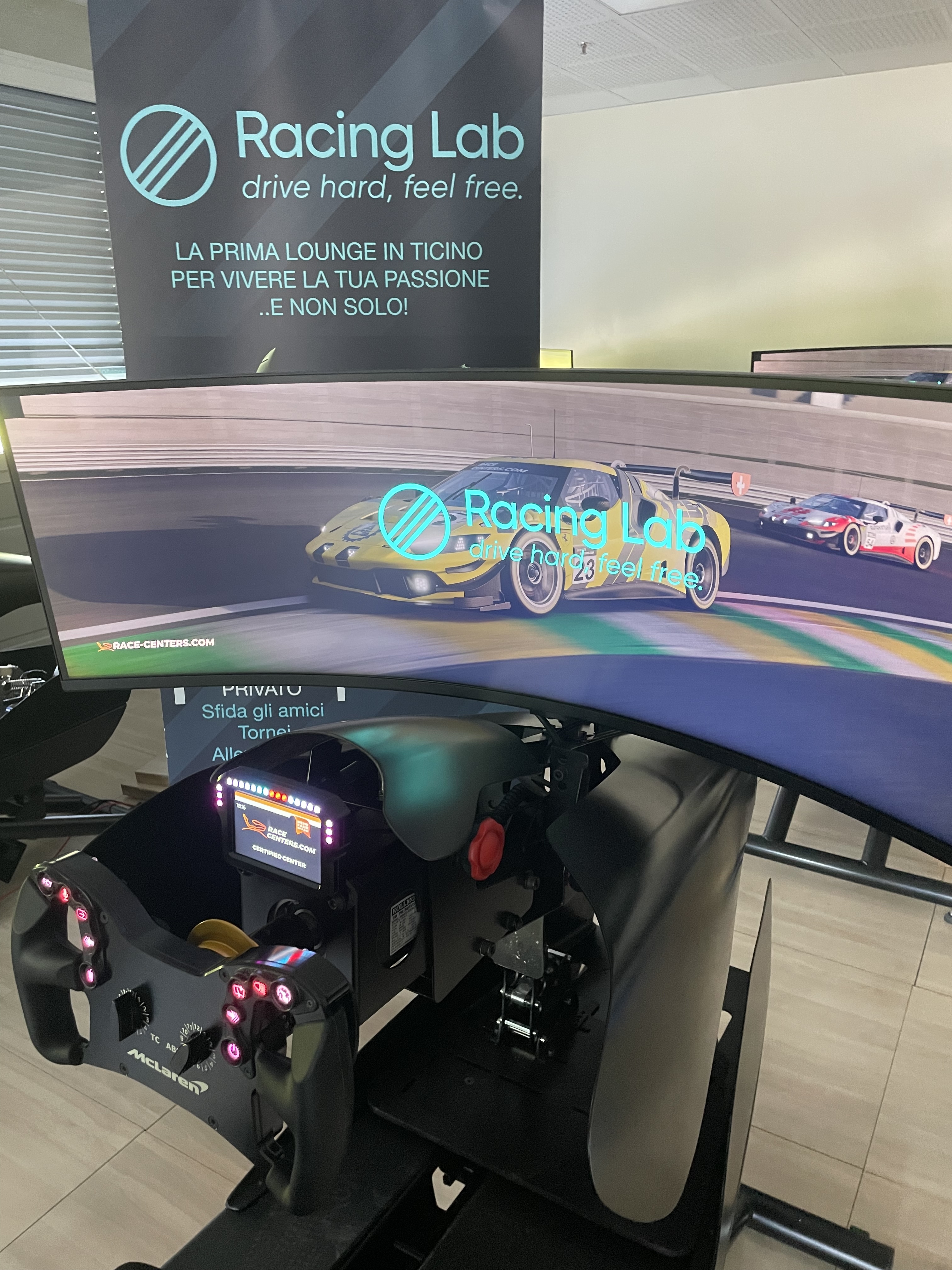 Racing Lab Lounge